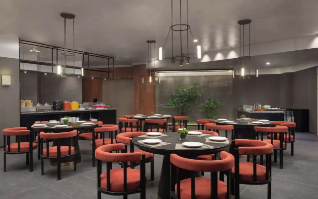 Ramada By Wyndham Zhuhai Xiangzhou