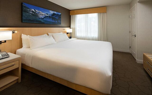 Delta Hotels by Marriott Whistler Village Suites