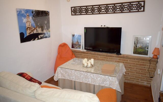 Studio in Peñaflor, With Wifi