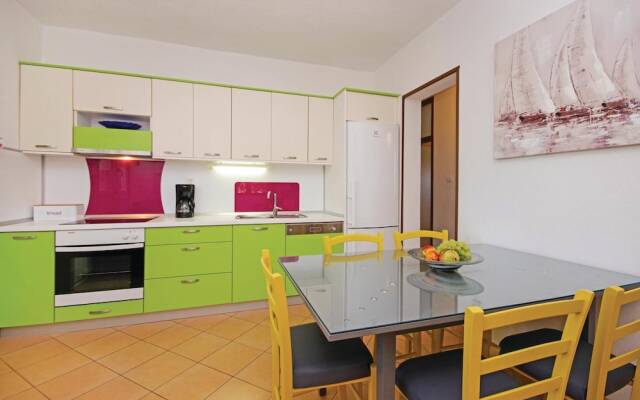 Amazing Home in Sucuraj With 3 Bedrooms and Wifi