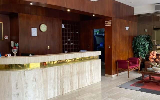w Centric 1BR w AC in Miraflores