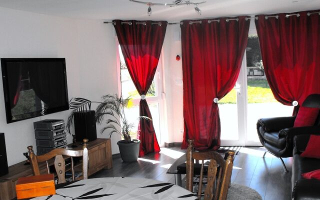 Completely Modernized Gite With Heated Swimming Pool