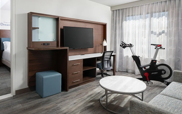 EVEN Hotel Austin Uptown Near The Domain by IHG
