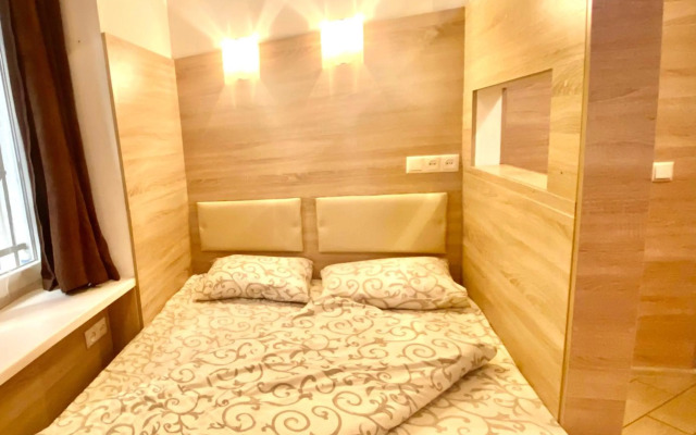 Міні-Апартаменти в центрі для 2-х гостей