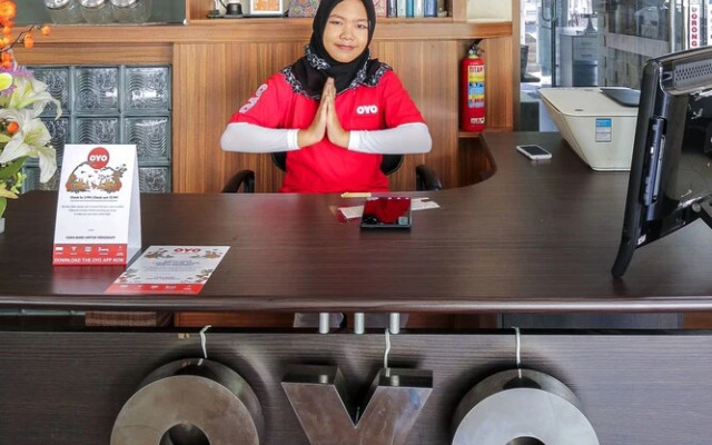 OYO 734 Tuban Torres Accomodation