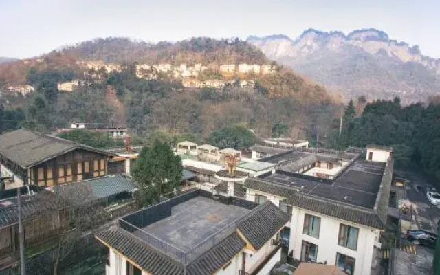 Hillside Spring Resort