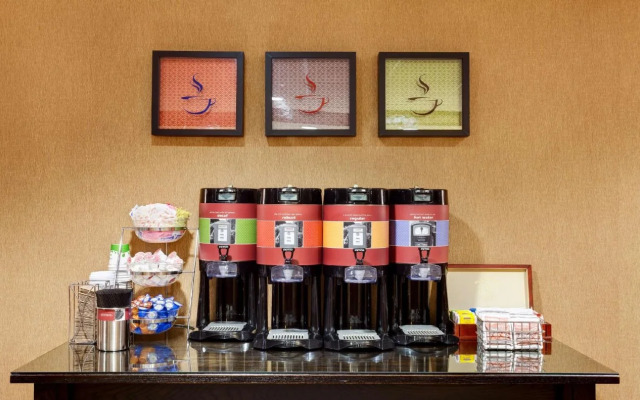 Hampton Inn & Suites Chicago-Libertyville