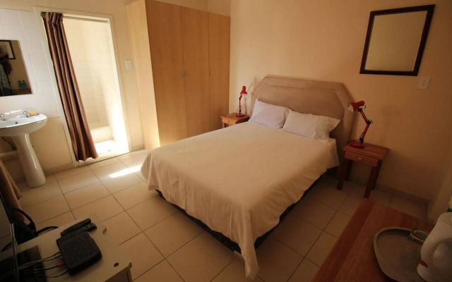 Troyeville Hotel