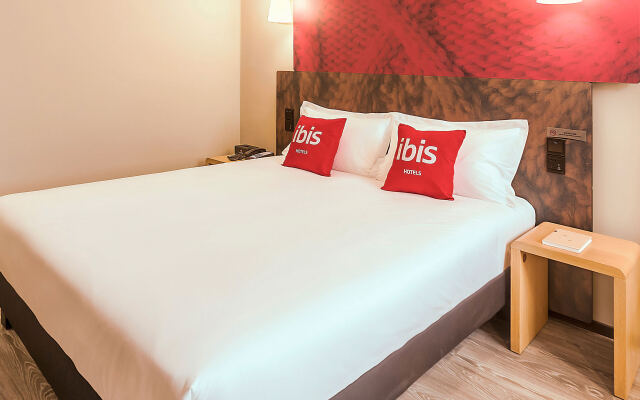 ibis Zhengzhou Longhai Road