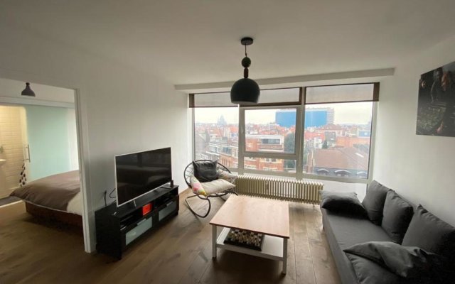 Brussels By Night panoramic studio apartment for 2