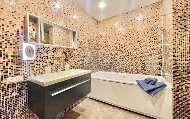 Апартаменты Ютрип на ул. Нигматуллина, д. 11/84