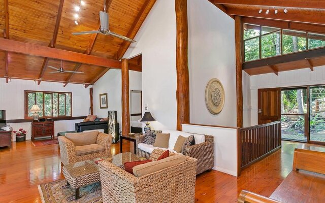 Wanggulay Too Treetops Cairns City