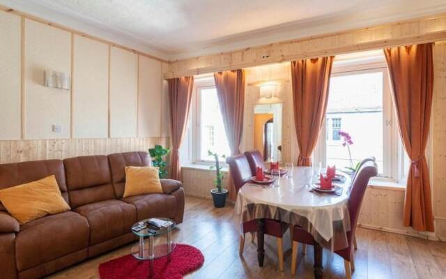 Georges57 2-bed Apartment in Inverness