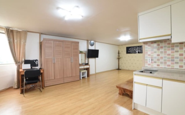 Gumgang Town Pension