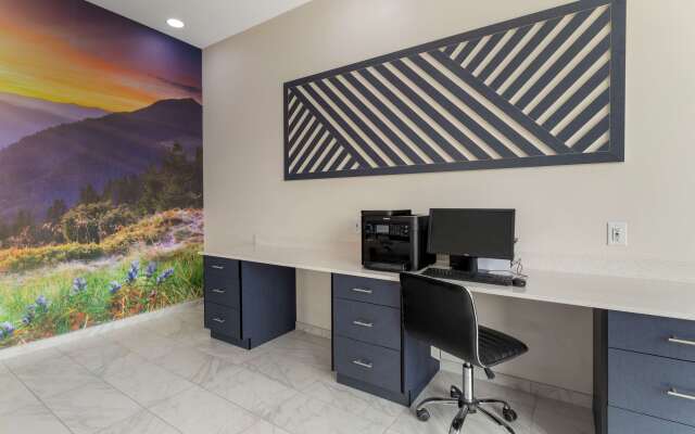 Clarion Pointe Kimball By Choice Hotels