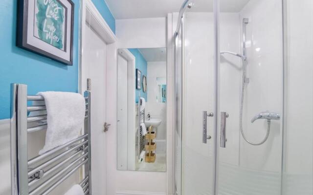 Abbotts Mews - Studio Apartment