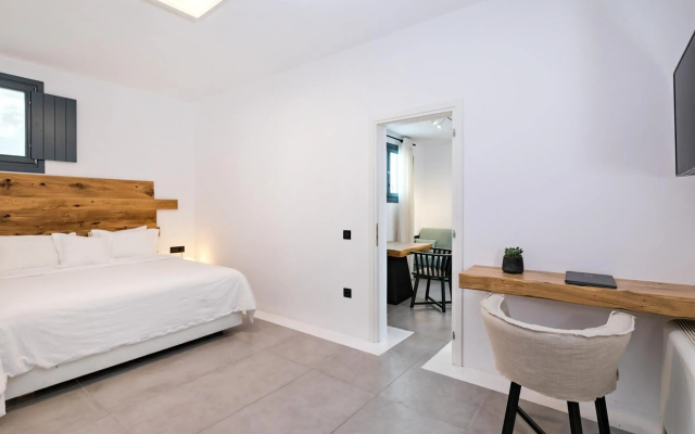 Portes Mykonos Suites & Villas
