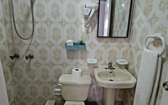Hotel Class Colonial