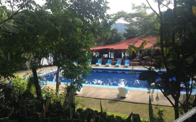 Hotel Villas de la Colina