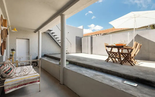Aguda1 · Aguda's Family House 4bd, Parking, BBQ
