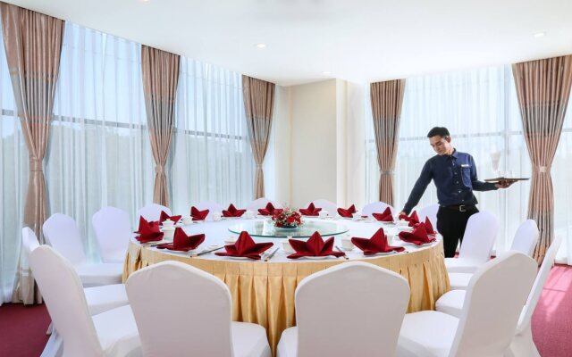Jasmine Palace Hotel