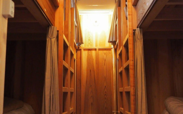 Naramachi Hostel & Restaurant