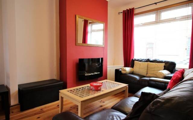 75 Donard House