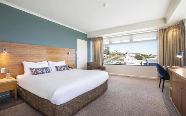 Gateway Hotel by Nightcap Plus