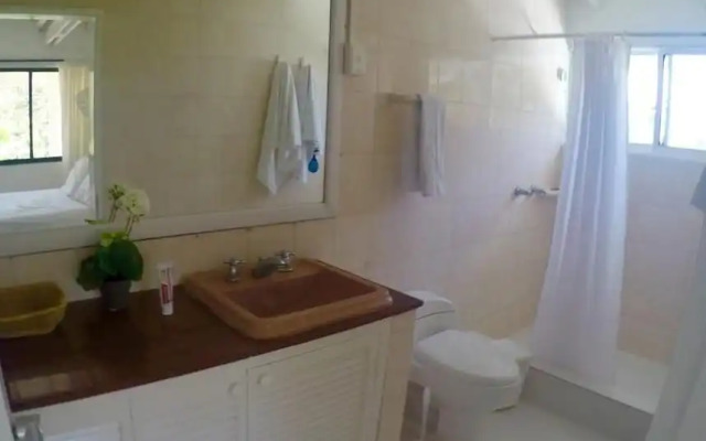 Ocean View Sai, Five Bedroom Holiday Home