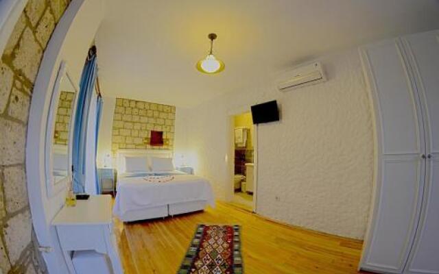 Masli̇na Otel