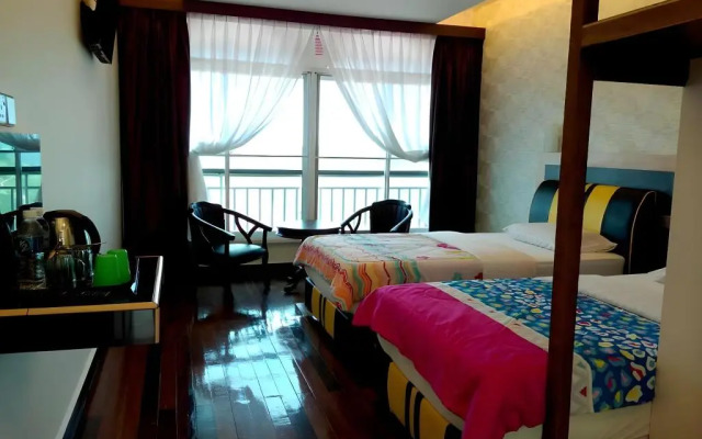 Strawberry Garden Hotel