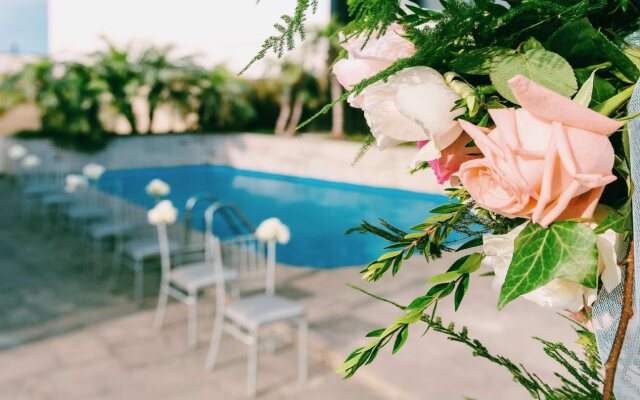 Radisson Hotel Plaza del Bosque