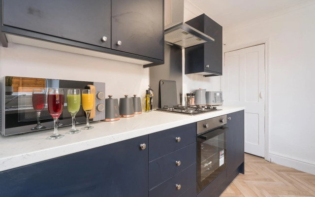 Adom Home Away From Home By Jesouth