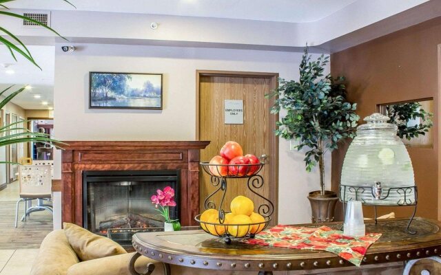 Arroyo Pinion Hotel, Ascend Hotel Collection