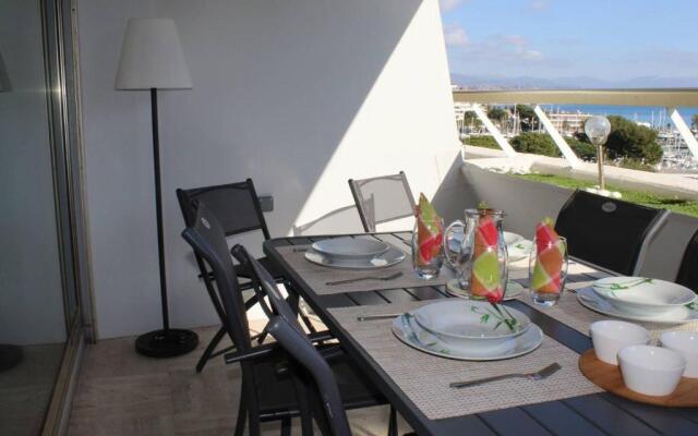 Appartement Villeneuve-Loubet, 2 pièces, 4 personnes - FR-1-252A-30