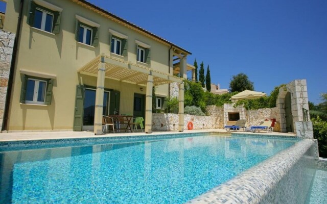 Kefalonia Villas Villa Dentrolivano