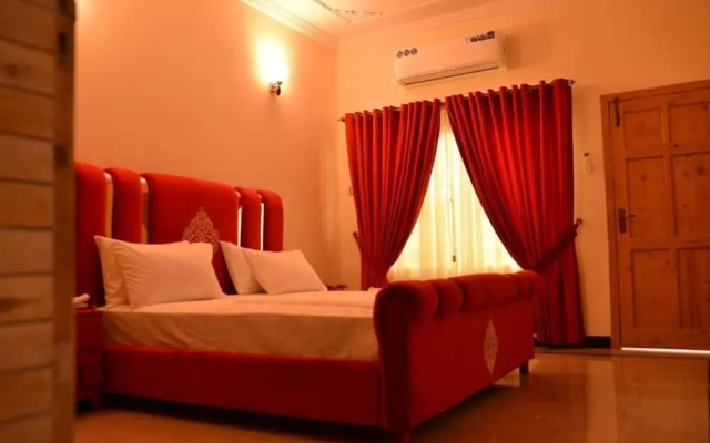 Redbury Guesthouse