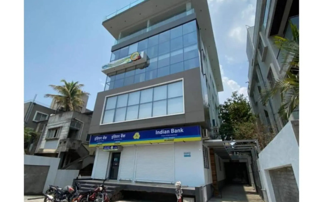 Hotel Anuradha Deluxe by OYO Rooms
