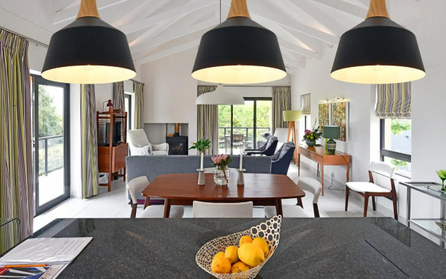 Small Wonder Guest Villa With Private Pool