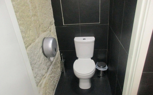 Happy Porto Hostel & Apartments