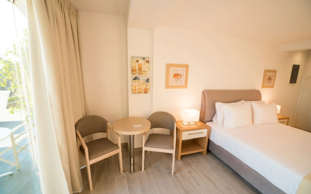 Kratiras View Luxury Suites