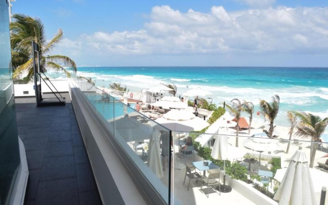 Oleo Cancun Playa All Inclusive Resort