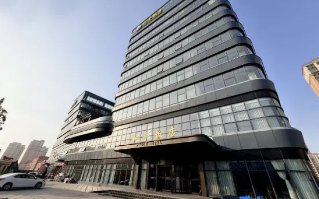 Peace Hotel — 3-star hotel in Jinan