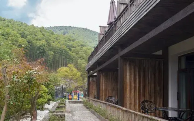 Zhuyan Xiyu Hostel