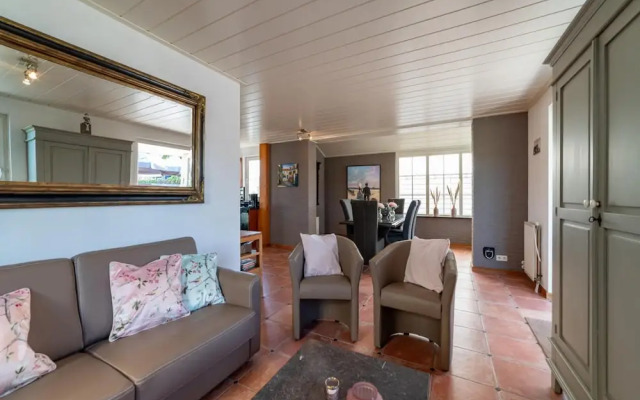 6-person House With a Beautiful Garden