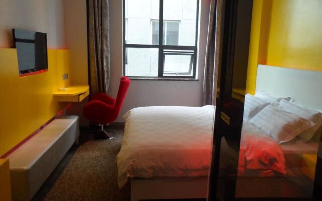 Longzhimeng Hotel