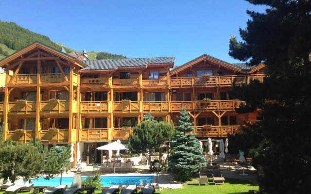Hôtel & Spa - Châlet Mounier