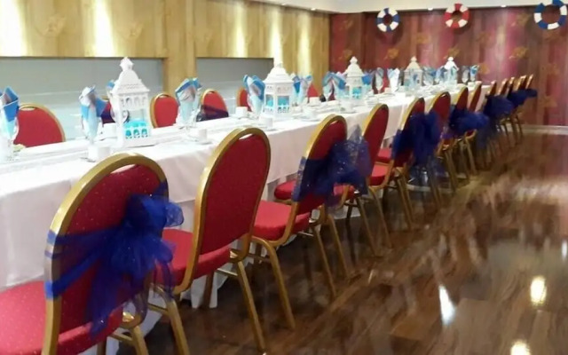Hotel Luxsur