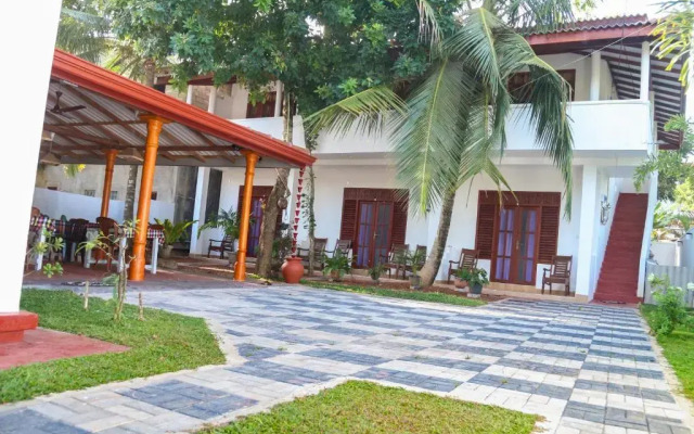 Tithira Guest House