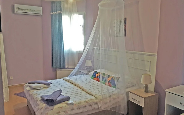 Kekik Alacati Otel Mayko
